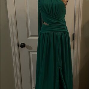 Elegant Green Evening Gown